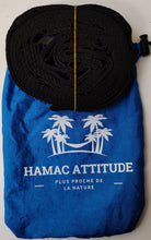 Charger l&#39;image dans la galerie, sangles pliées et housse de sangles bleues
