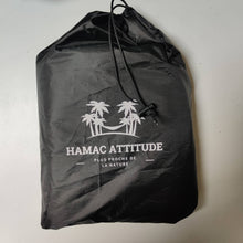 Charger l&#39;image dans la galerie, bache dans sa housse noir
